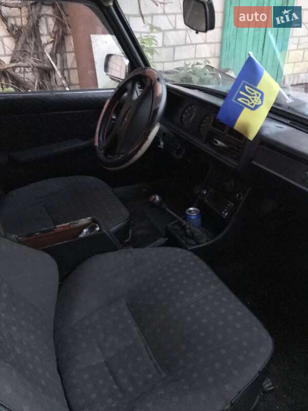 Седан ВАЗ / Lada 2107 2004 в Белой Церкви фото 6 Седан ВАЗ / Lada 2107 2004 в Белой Церкви
