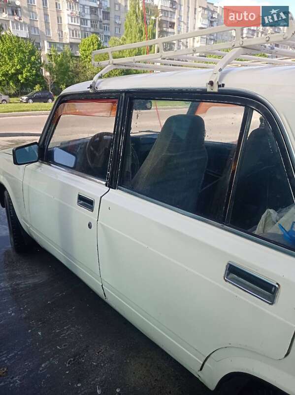 Седан ВАЗ / Lada 2107 1992 в Львове