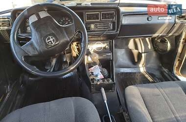 Седан ВАЗ / Lada 2107 1983 в Днепре