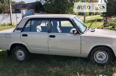 Седан ВАЗ / Lada 2107 1987 в Черкассах