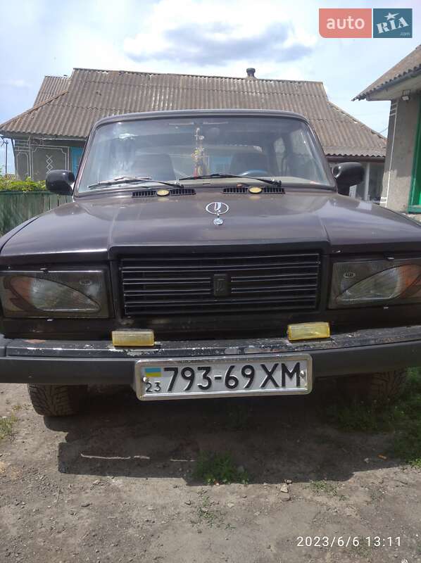 Седан ВАЗ / Lada 2107 1986 в Шепетовке фото 4 Седан ВАЗ / Lada 2107 1986 в Шепетовке