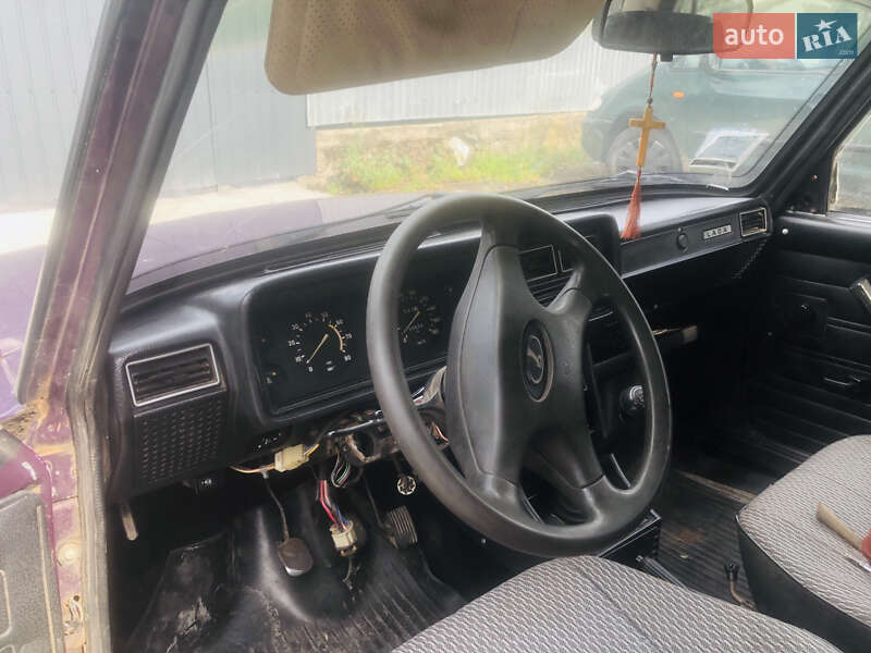 Седан ВАЗ / Lada 2107 2003 в Ужгороді