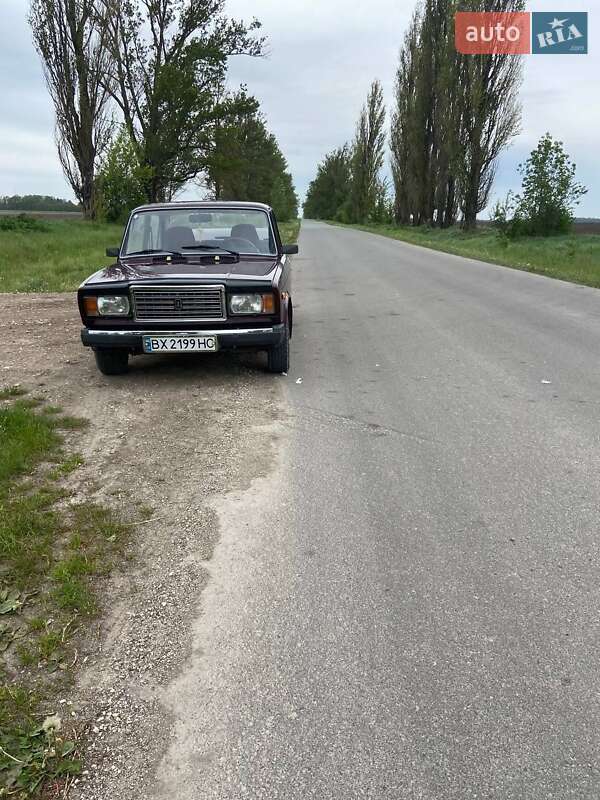 Седан ВАЗ / Lada 2107 2006 в Хмельницком