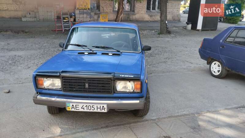 Седан ВАЗ / Lada 2107 1999 в Кам'янському