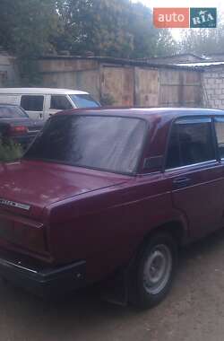 Седан ВАЗ / Lada 2107 2005 в 