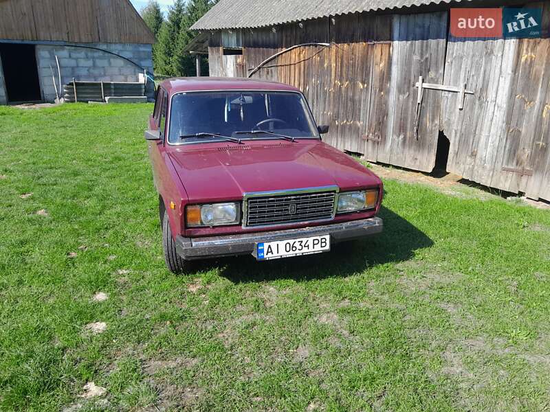 Седан ВАЗ / Lada 2107 2005 в Ковеле