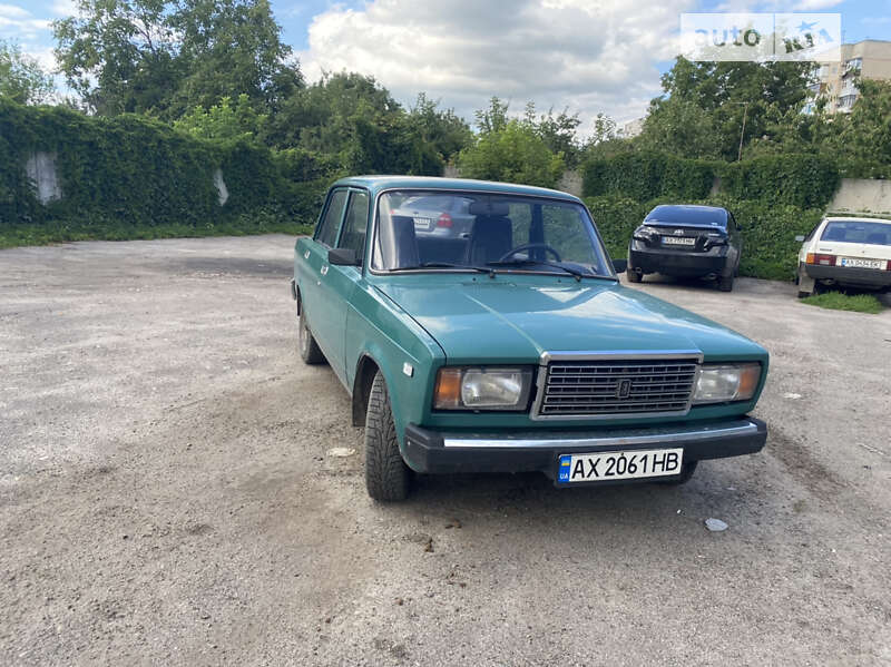 Седан ВАЗ / Lada 2107 2005 в Харькове