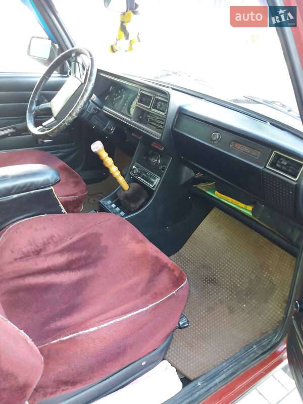 Седан ВАЗ / Lada 2107 1992 в Кам'янському фото 7 Седан ВАЗ / Lada 2107 1992 в Кам'янському