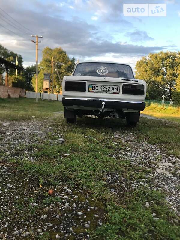 Седан ВАЗ / Lada 2107 1990 в Копычинце