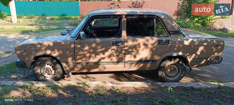 Седан ВАЗ / Lada 2107 1986 в Первомайську