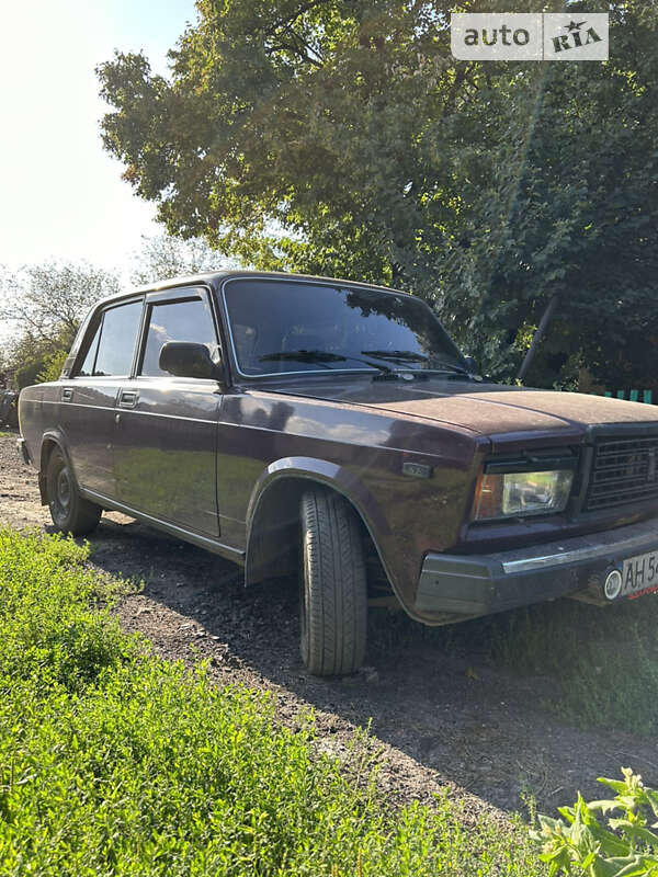 Седан ВАЗ / Lada 2107 2006 в Покровске