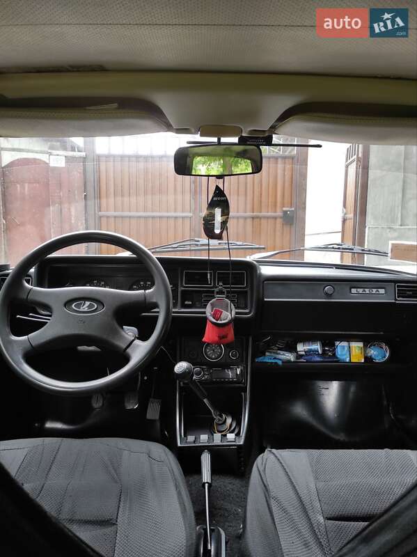 Седан ВАЗ / Lada 2107 2002 в Болграде