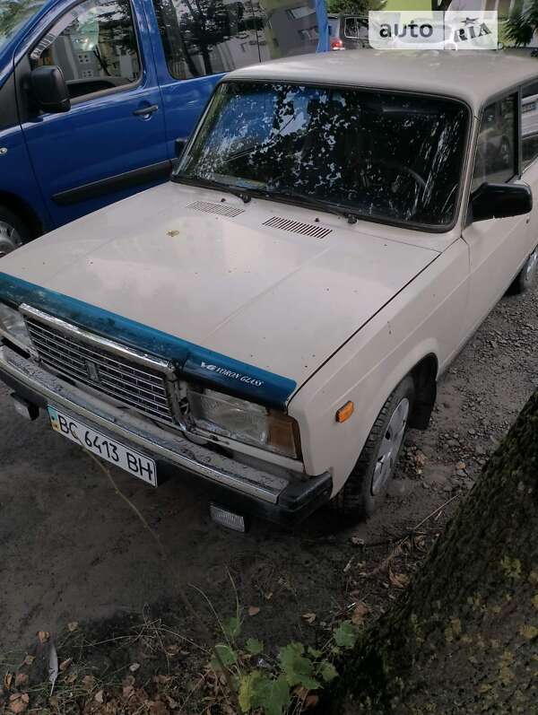 Седан ВАЗ / Lada 2107 1989 в Новояворовске
