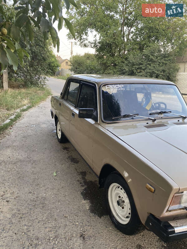 Седан ВАЗ / Lada 2107 1987 в Березанке
