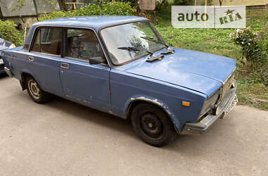 Седан ВАЗ / Lada 2107 1983 в Ровно