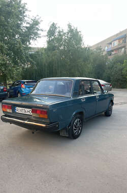 Седан ВАЗ / Lada 2107 2002 в Ужгороді