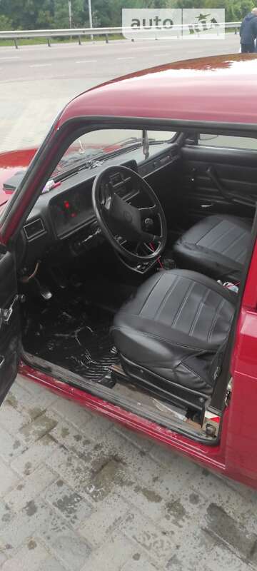 Седан ВАЗ / Lada 2107 1995 в Житомире