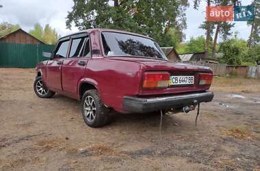 Седан ВАЗ / Lada 2107 2004 в 