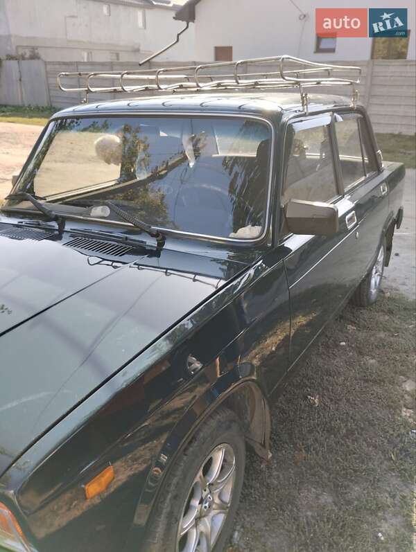 Седан ВАЗ / Lada 2107 2007 в Днепре