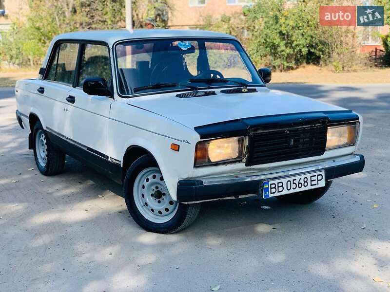 Седан ВАЗ / Lada 2107 1992 в Новомосковске фото 9 Седан ВАЗ / Lada 2107 1992 в Новомосковске