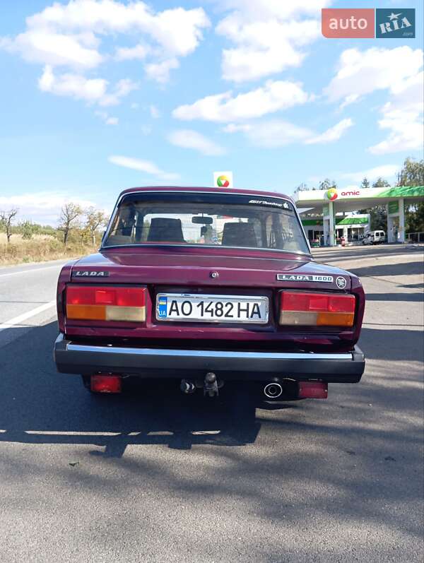Седан ВАЗ / Lada 2107 2002 в Іршаві
