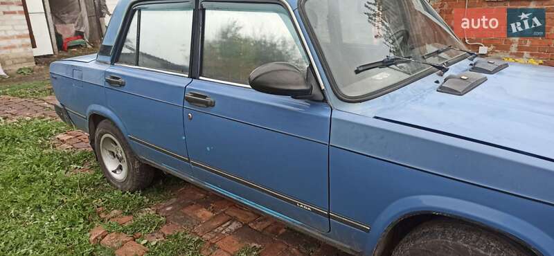 Седан ВАЗ / Lada 2107 1986 в Богодухіву