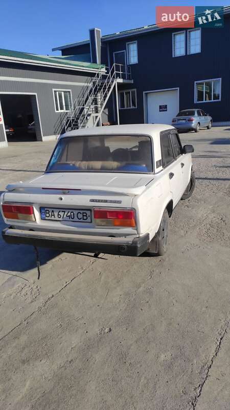 Седан ВАЗ / Lada 2107 1993 в Кропивницком