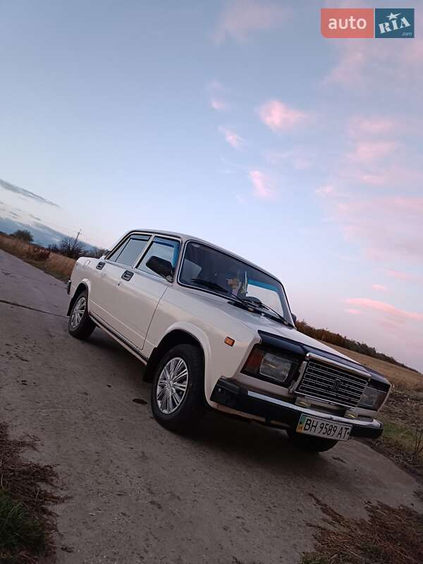 Седан ВАЗ / Lada 2107 1994 в Любашевке