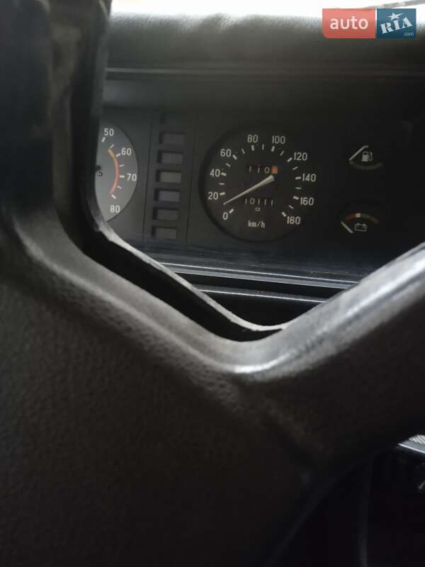 Седан ВАЗ / Lada 2107 1987 в Львове фото 3 Седан ВАЗ / Lada 2107 1987 в Львове