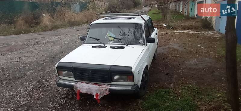 Седан ВАЗ / Lada 2107 1988 в Терновке