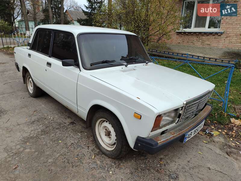 Седан ВАЗ / Lada 2107 1986 в Вінниці