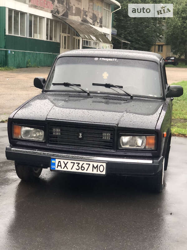 Седан ВАЗ / Lada 2107 1998 в Харкові