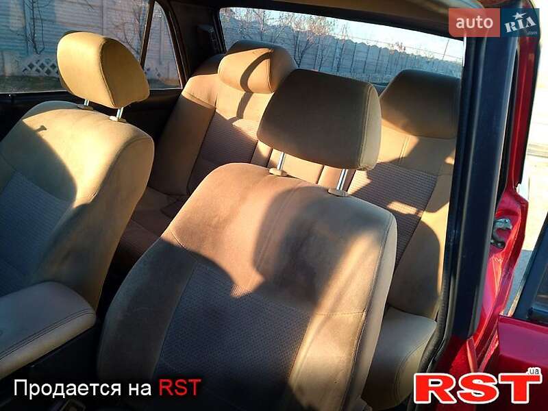 Седан ВАЗ / Lada 2107 1995 в Татарбунарах