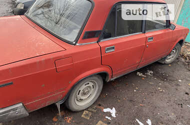 Седан ВАЗ / Lada 2107 1991 в Покровске