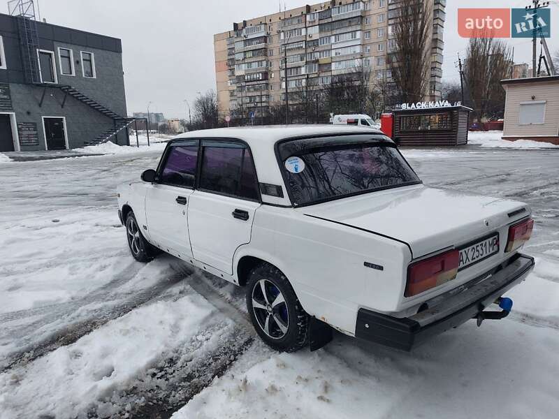 Седан ВАЗ / Lada 2107 2004 в Броварах