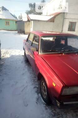 Седан ВАЗ / Lada 2107 1993 в Сколе