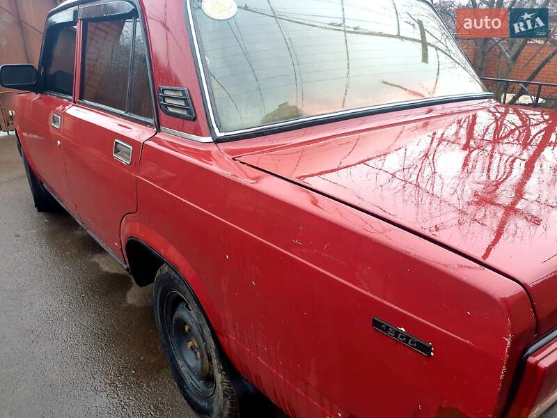 Седан ВАЗ / Lada 2107 1984 в Кривом Роге