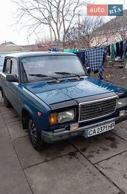 Седан ВАЗ / Lada 2107 1998 в Звенигородке