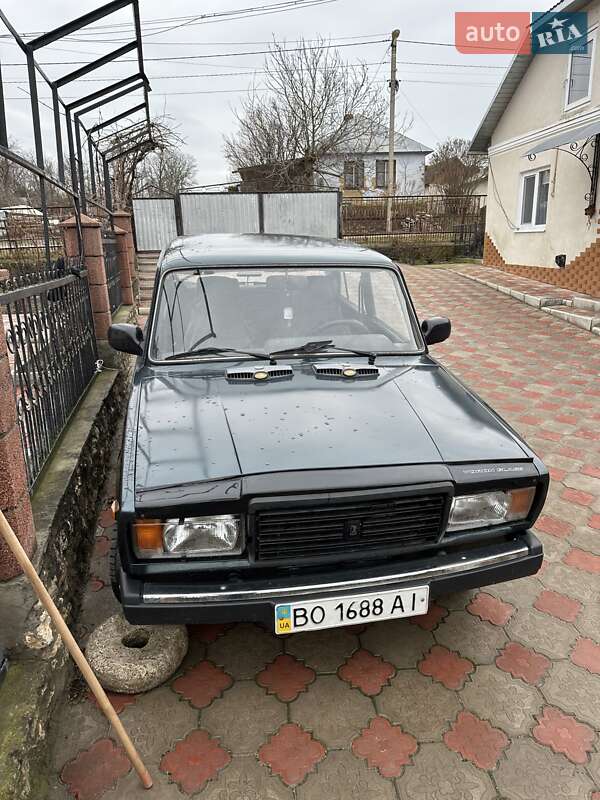 Седан ВАЗ / Lada 2107 2007 в Гусятине