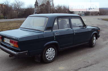 Седан ВАЗ / Lada 2107 2005 в Ровно