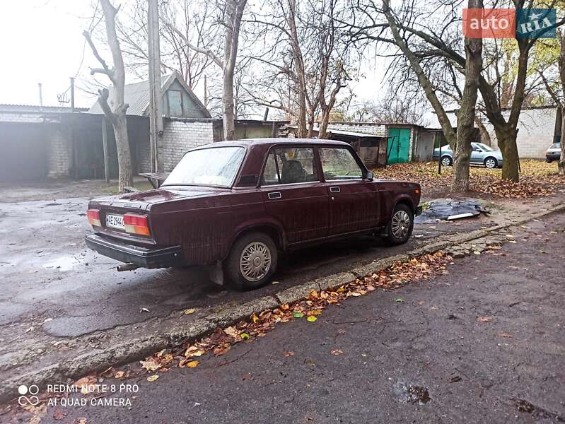 Седан ВАЗ / Lada 2107 2006 в Верхнеднепровске