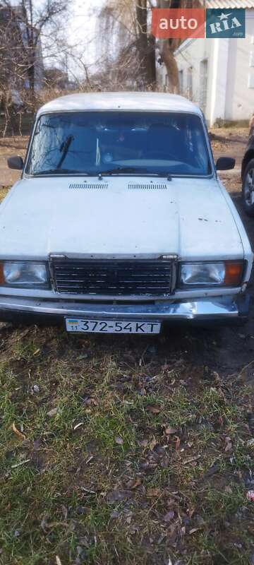 Седан ВАЗ / Lada 2107 1983 в Чернігові