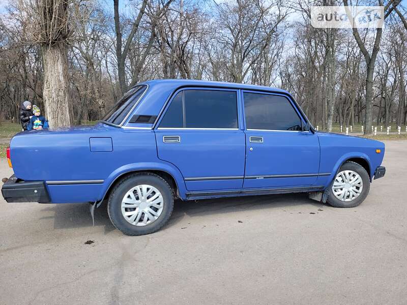 Седан ВАЗ / Lada 2107 2006 в Павлограде фото 5 Седан ВАЗ / Lada 2107 2006 в Павлограде