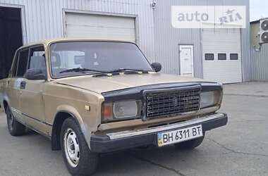 Седан ВАЗ / Lada 2107 1989 в Одессе