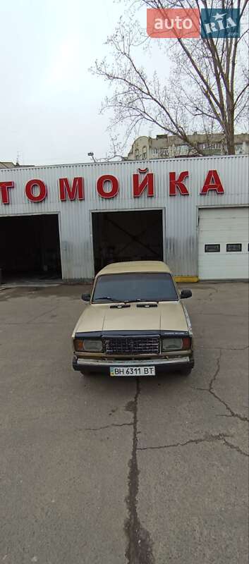 Седан ВАЗ / Lada 2107 1989 в Одессе