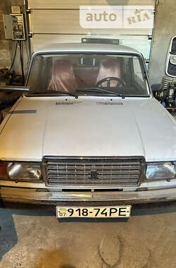 Седан ВАЗ / Lada 2107 1990 в Хусте