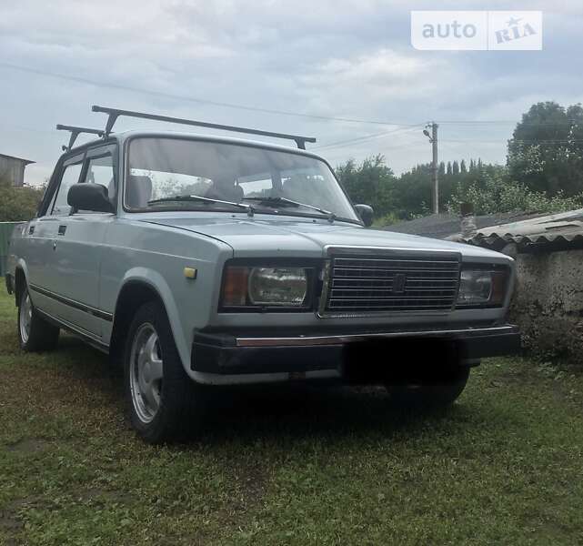 Седан ВАЗ / Lada 2107 1990 в Дымере