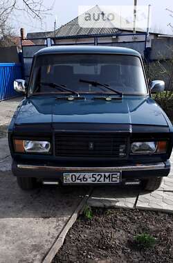 Седан ВАЗ / Lada 2107 2001 в Чернобае