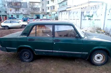 ВАЗ 2107 1982