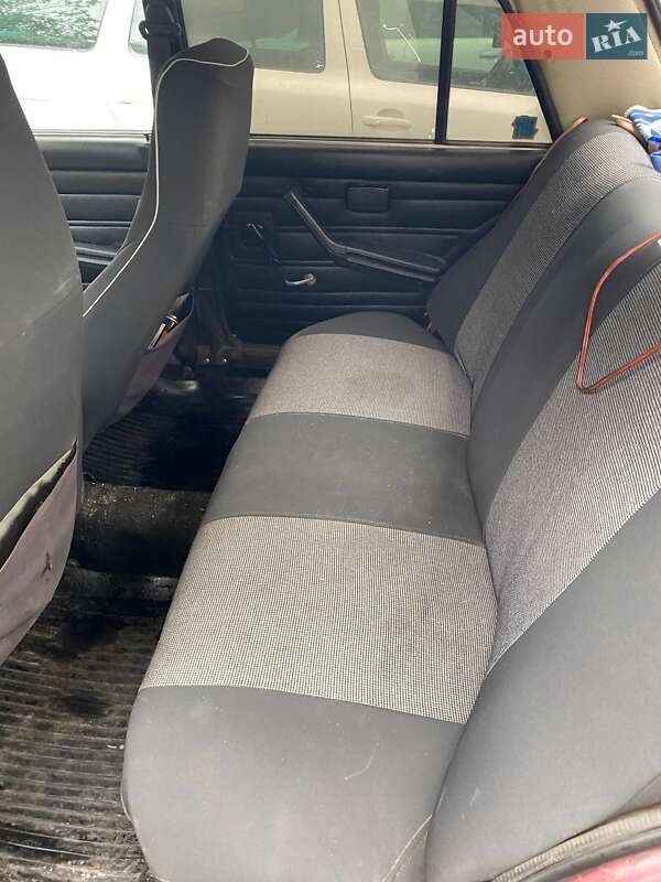 Седан ВАЗ / Lada 2107 2002 в Бердичеве фото 7 Седан ВАЗ / Lada 2107 2002 в Бердичеве